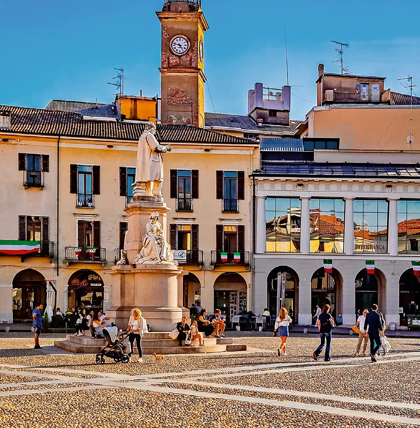 Piazza Cavour in Vercelli.