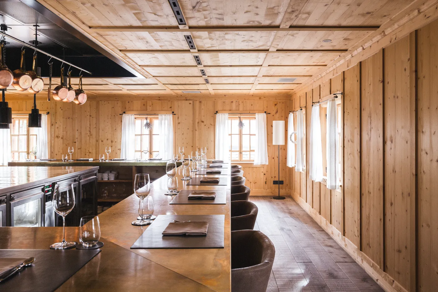 18.5 Gault-Millau and 98 Falstaff points: the Rote Wand Chef’s Table ranks among the elite of Austrian gastronomy.