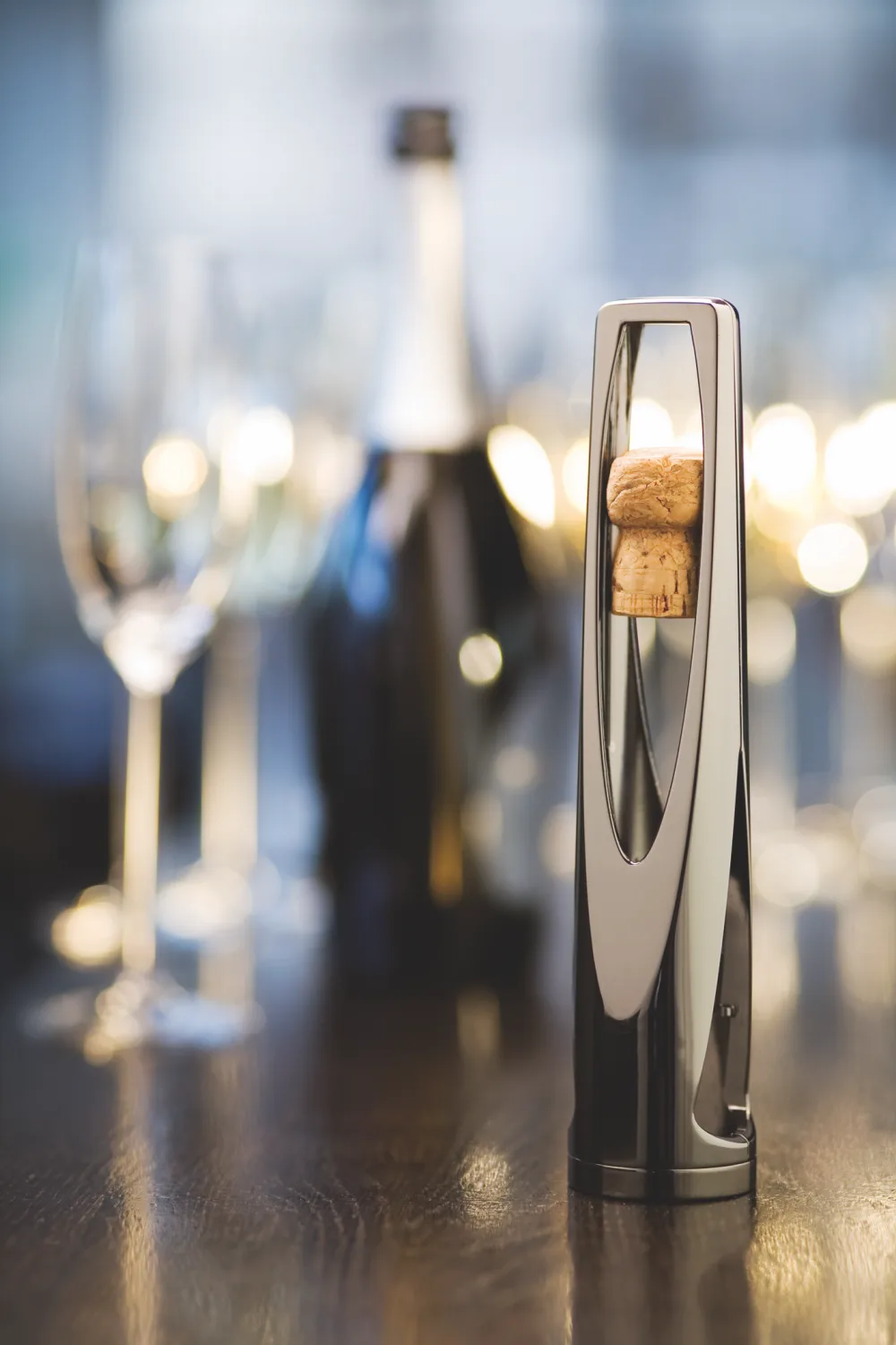 Le Creuset sparkling wine opener SW-105